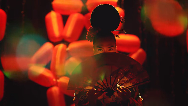 Đằng sau chuyện Mỹ Tâm bán nude táo bạo: Không đơn giản, chứa đầy ẩn ức!